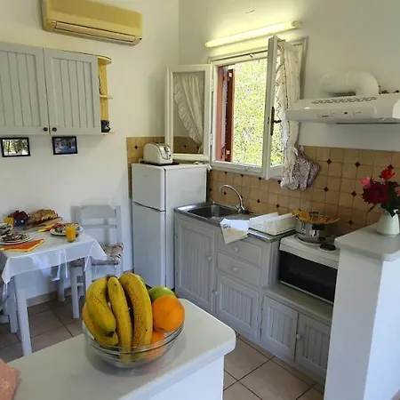 Apartment Aphrodite & With Pool *