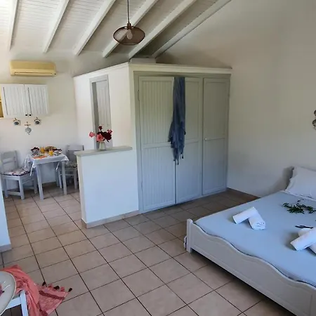 Apartment Aphrodite & With Pool Lákka