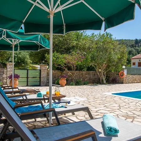 Apartment Aphrodite & With Pool *