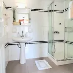 Aphrodite & With Pool Апартаменты Лакка