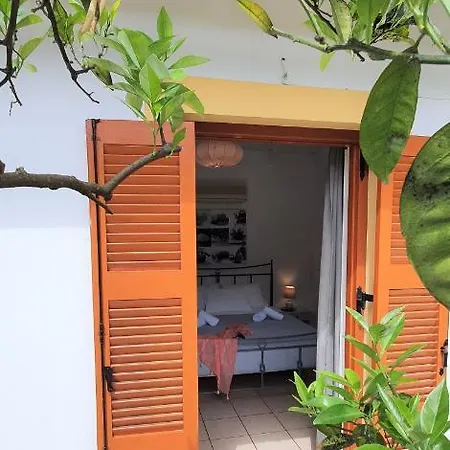 Aphrodite & With Pool Διαμέρισμα