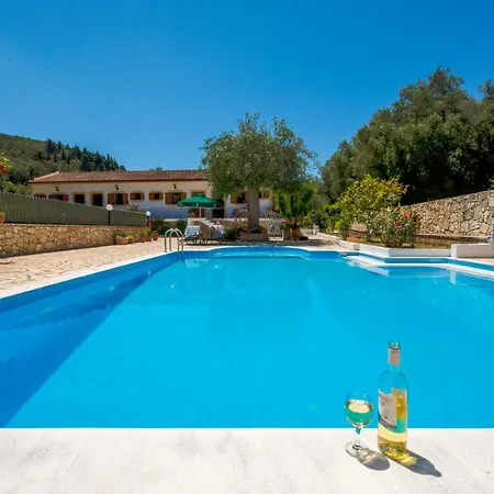 Daire Aphrodite & With Pool *